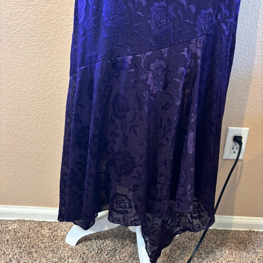 NEW Connected Apparel Dress Size 12 Midi Deep Purple Floral Lace Asymmetrical - Picture 4 of 16